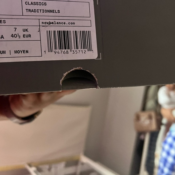 New balance - Picture 5 of 6